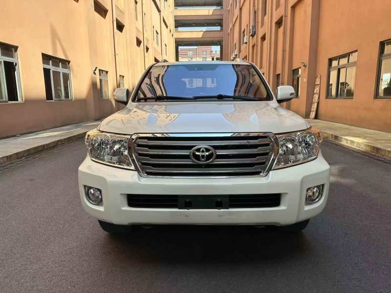 重庆15年丰田兰德酷路泽1