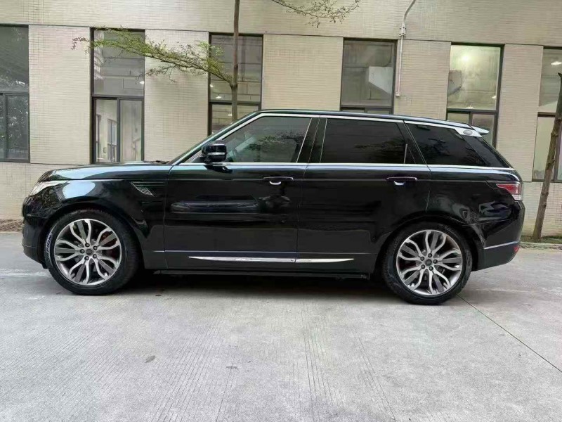 深圳17年路虎揽胜运动7