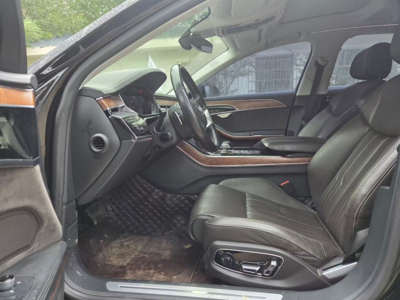 郑州19年奥迪A8L7