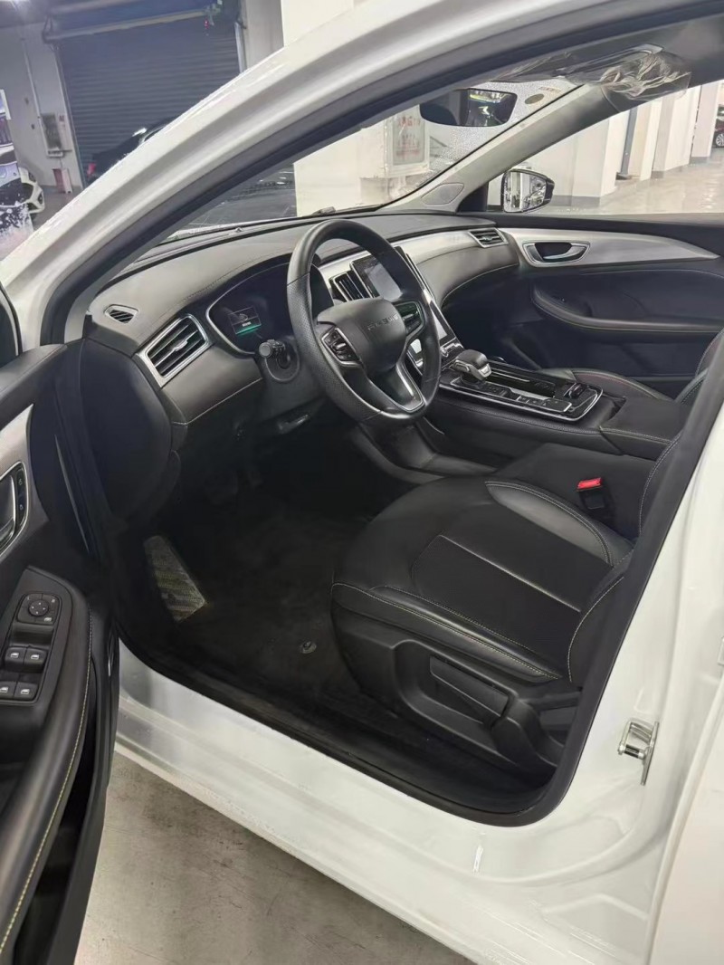 曲靖25年荣威i64