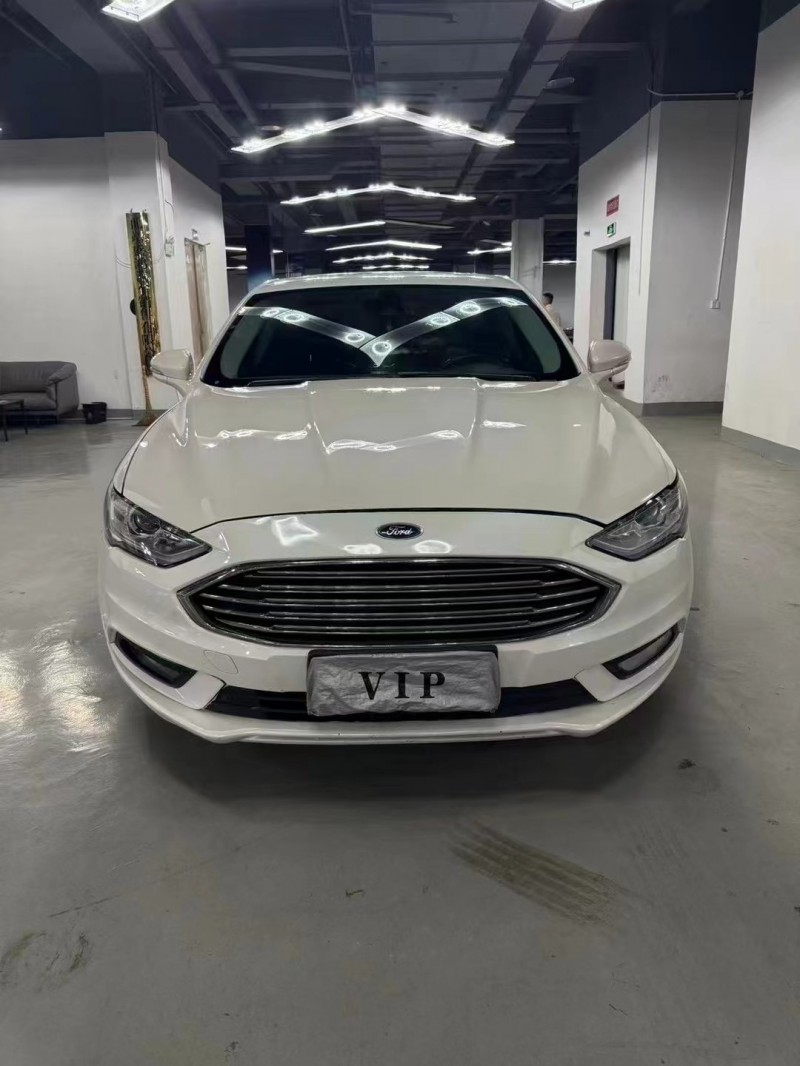 曲靖17年福特蒙迪欧1