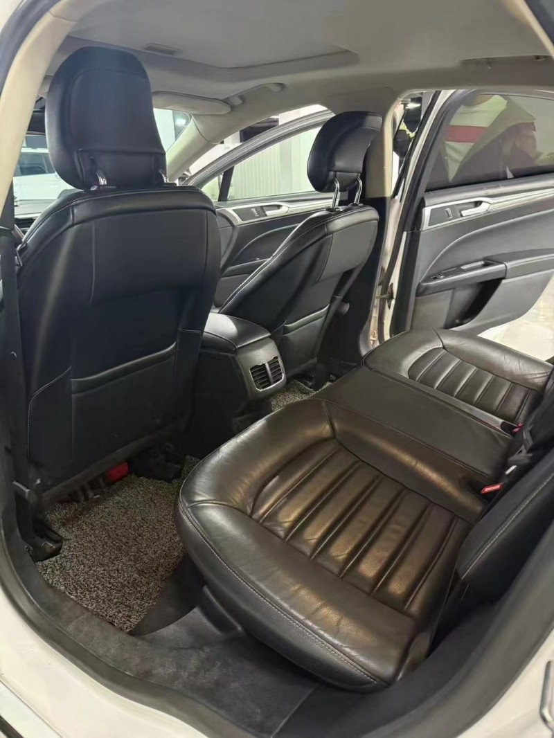 曲靖17年福特蒙迪欧4