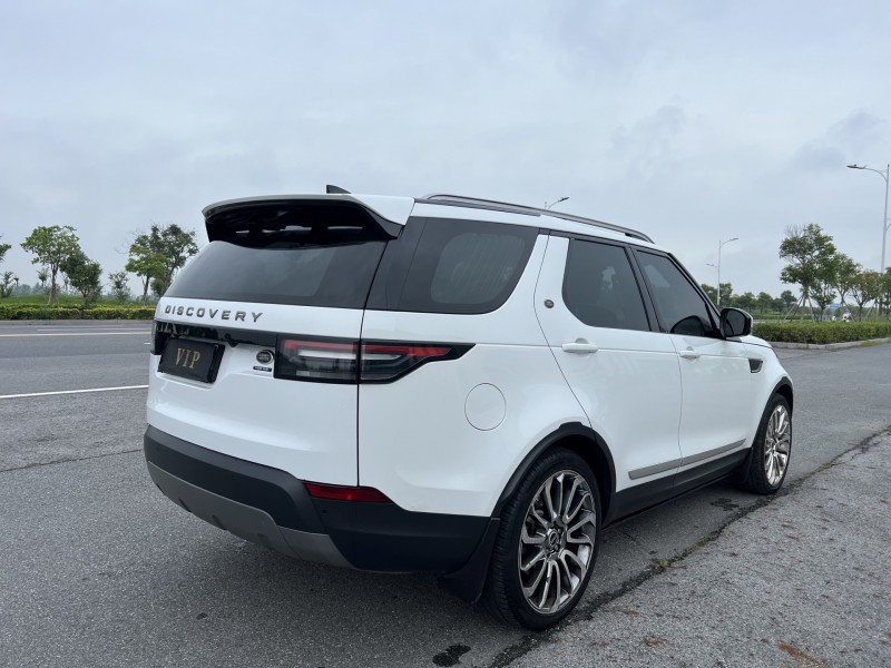 盐城18年路虎发现8