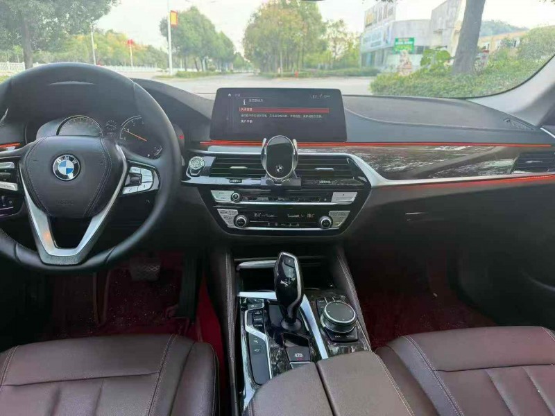 岳阳18年宝马5系5