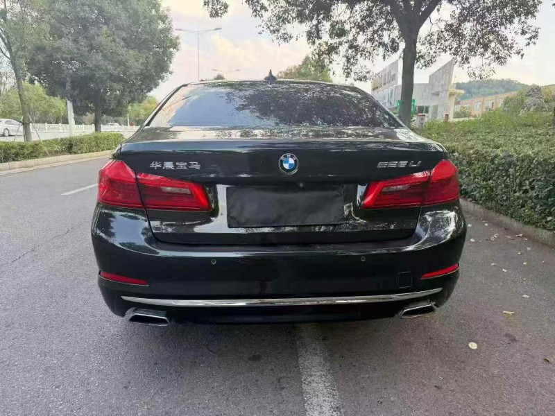 岳阳18年宝马5系9