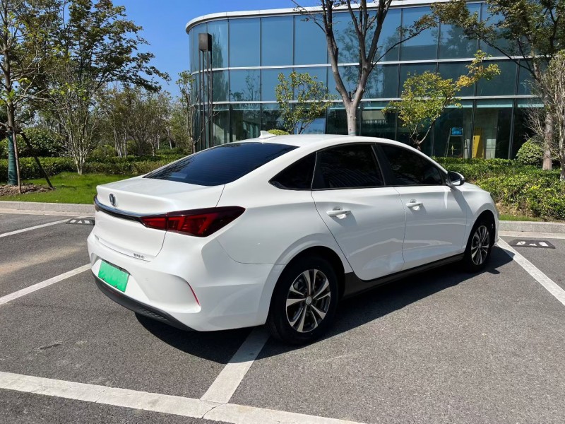 盐城22年长安汽车逸动5