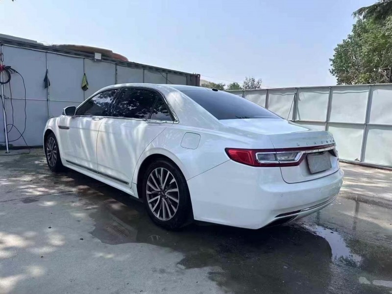 青岛18年林肯大陆4