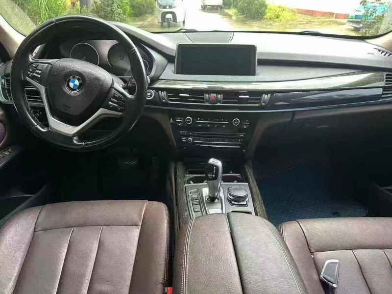 东营15年宝马X55