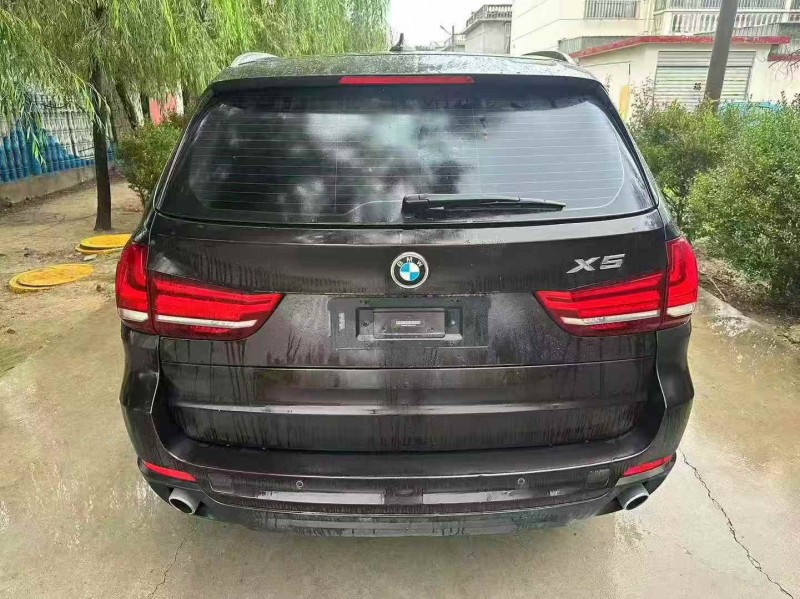 东营15年宝马X59