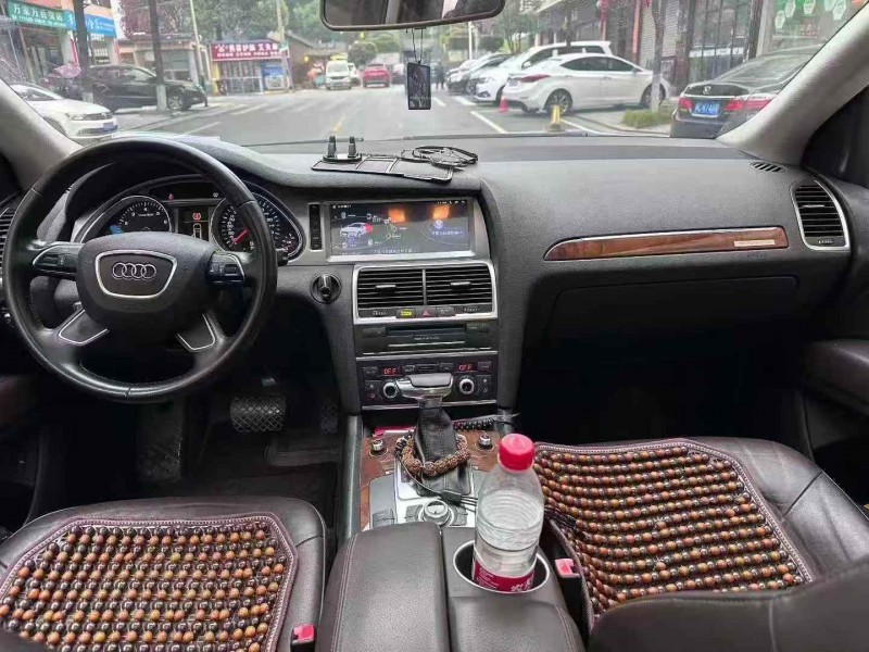 衡阳16年奥迪Q75