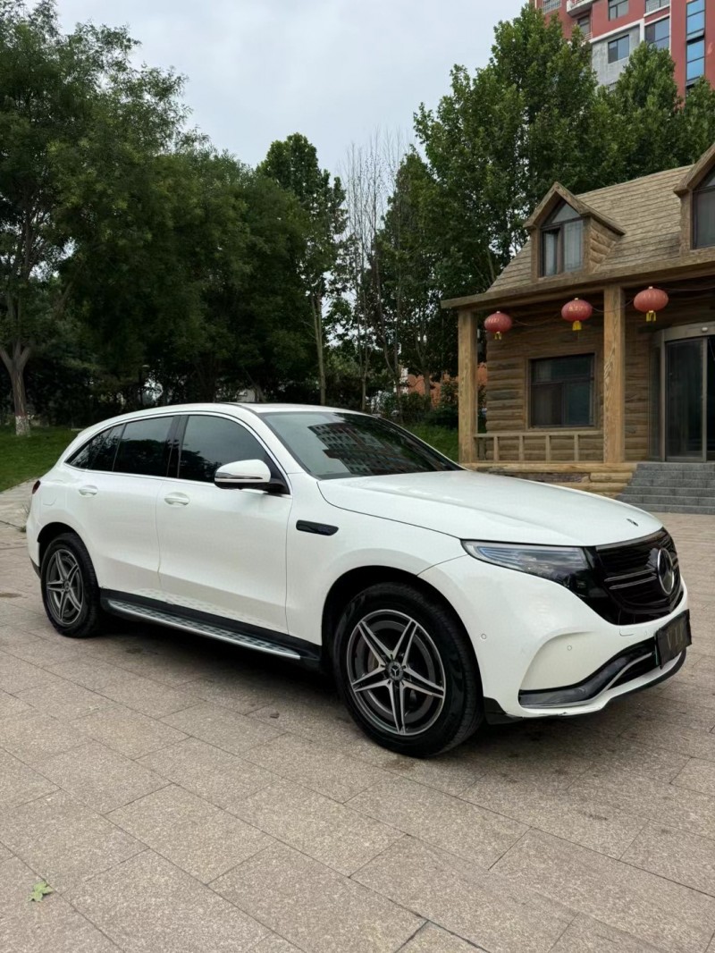 邢台22年奔驰EQC3