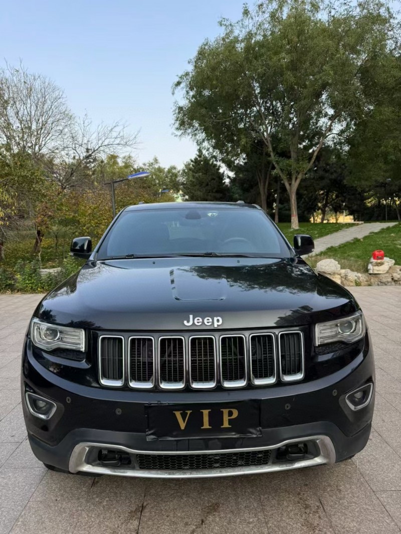 珠海14年Jeep大切诺基1