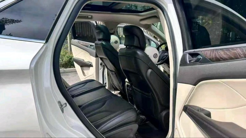 潍坊17年林肯MKC8