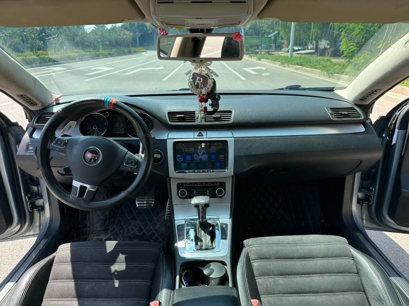 东营10年大众CC6