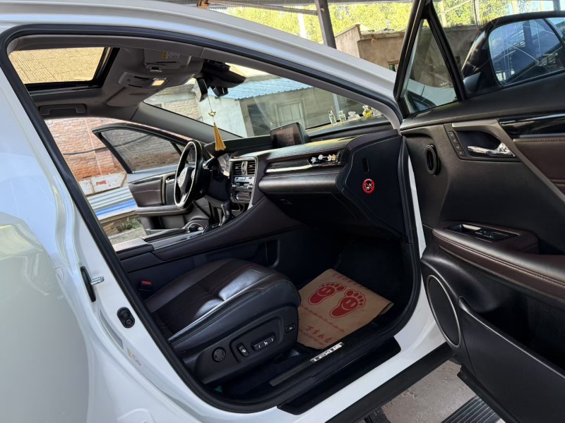 徐州17年雷克萨斯RX6