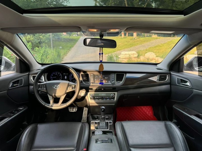 邢台17年现代名图7