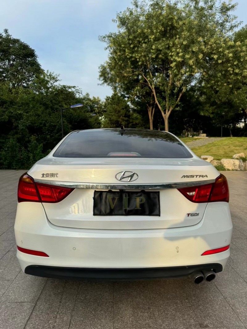 邢台17年现代名图9