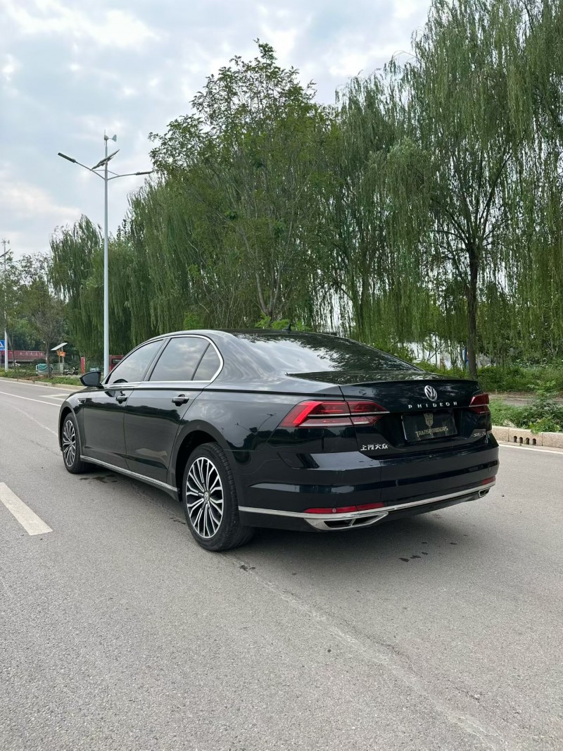 枣庄20年大众辉昂7