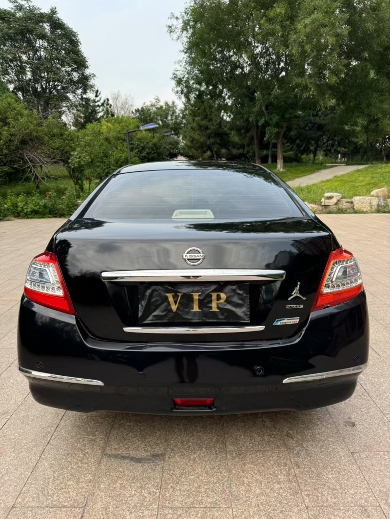 邢台12年日产天籁9