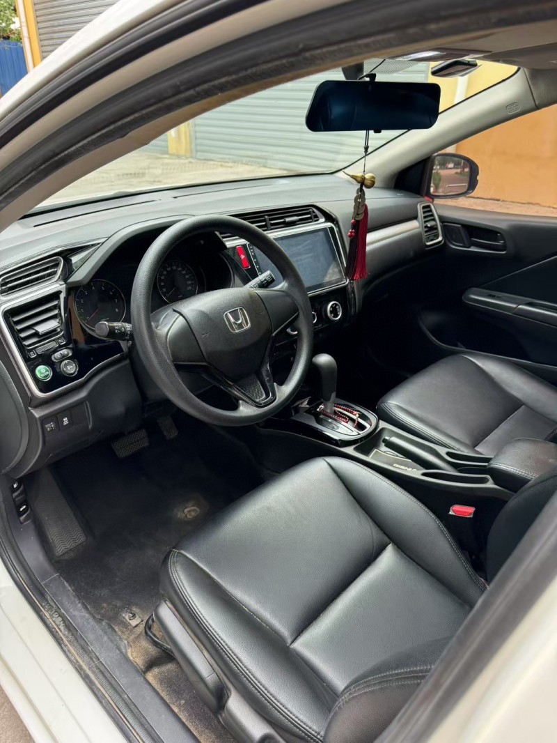 邢台17年本田竞瑞5