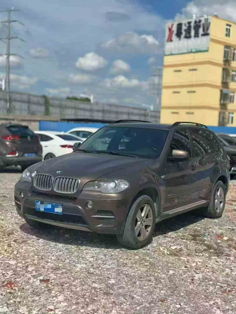 梧州12年宝马X53