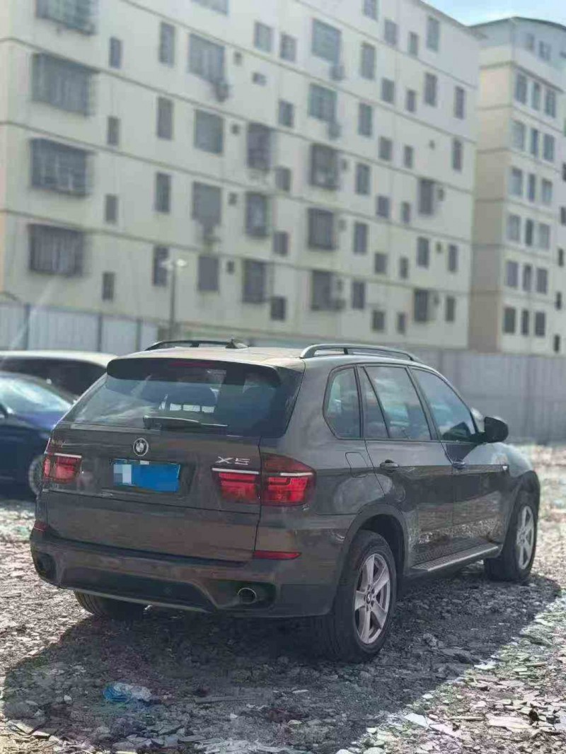 梧州12年宝马X58