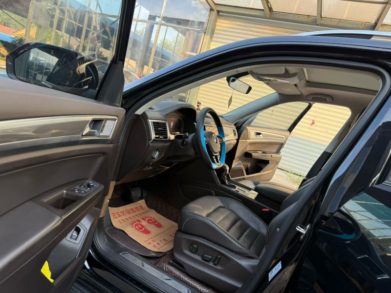 徐州21年大众途昂4