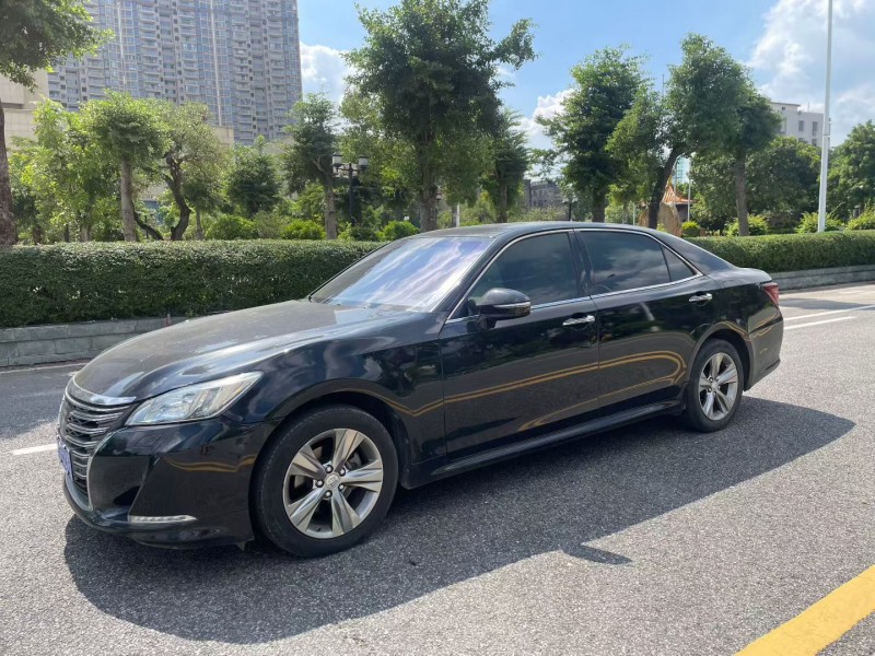 佛山15年丰田皇冠2