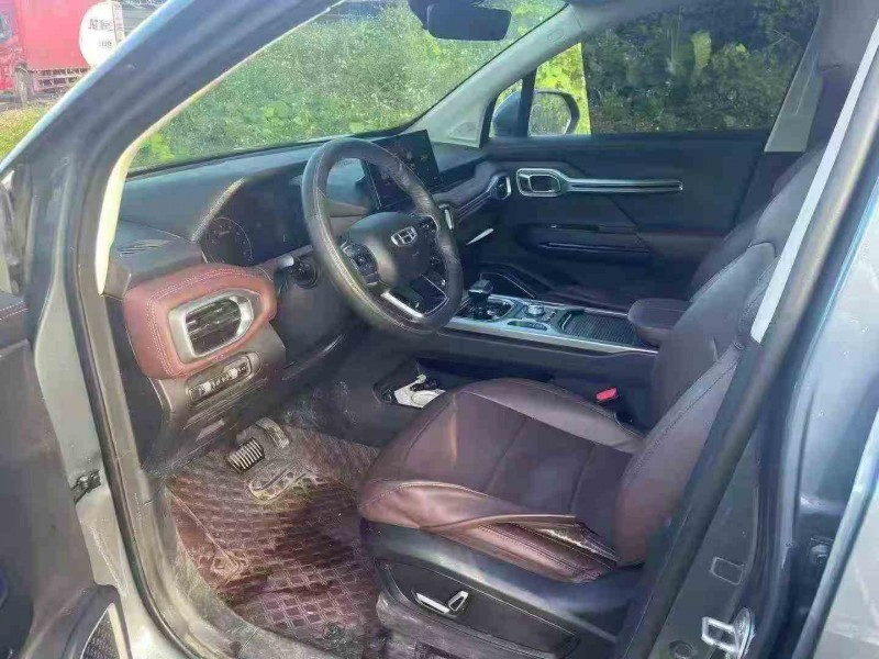 桂林21年吉利博越9