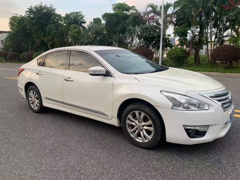 茂名13年日产天籁2