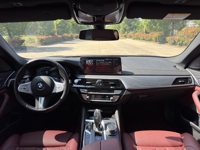 盐城23年宝马5系9