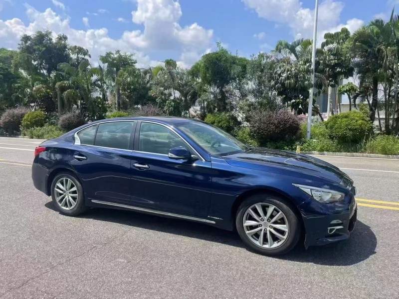 茂名15年英菲尼迪Q502