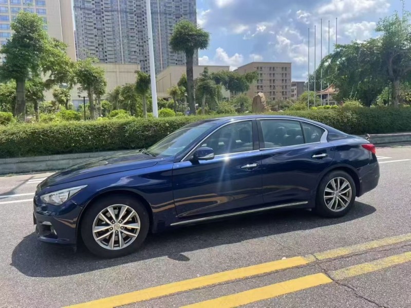 茂名15年英菲尼迪Q503