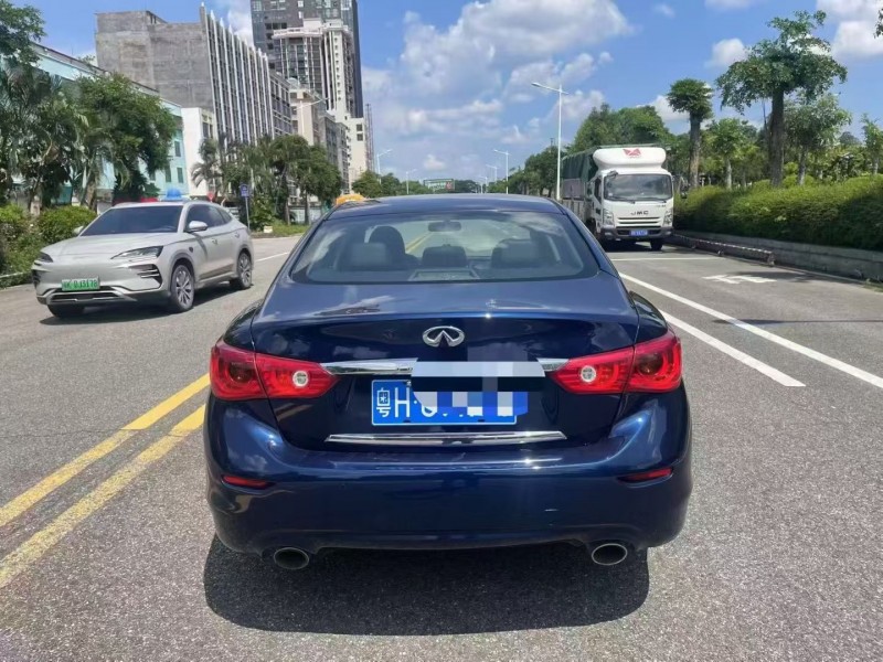 茂名15年英菲尼迪Q509