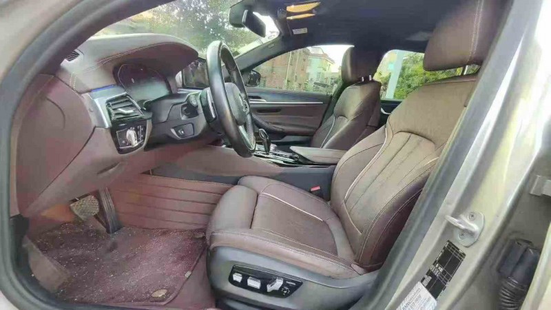 佛山21年宝马5系4