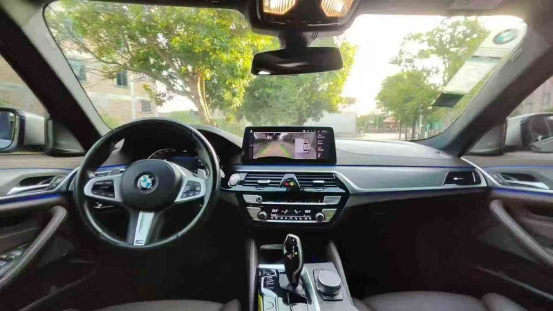 佛山21年宝马5系5