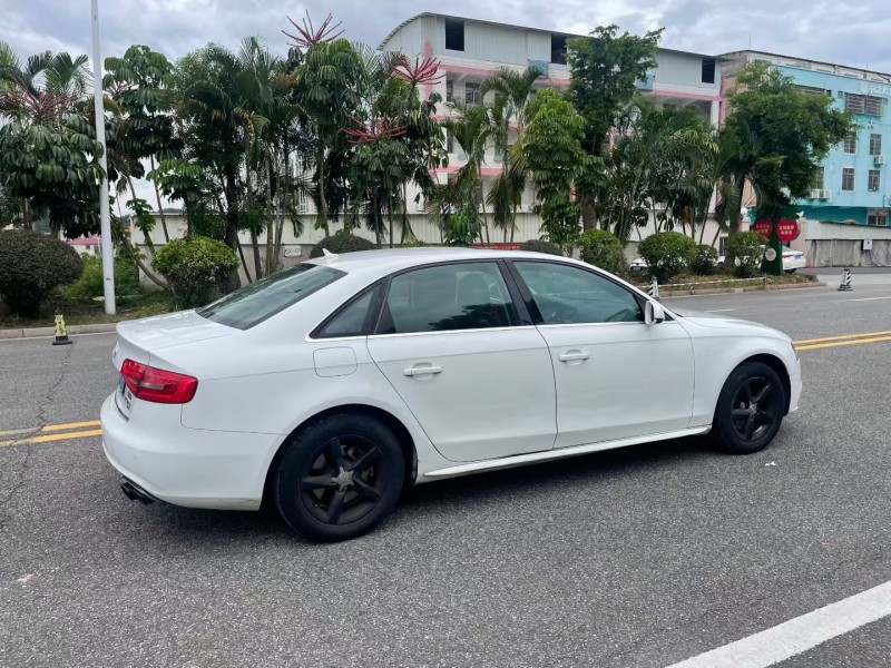 茂名12年奥迪A4L8