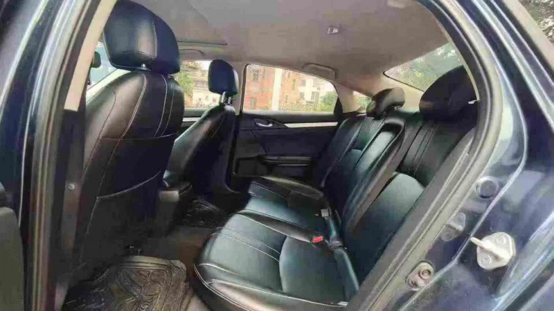 珠海18年本田思域6