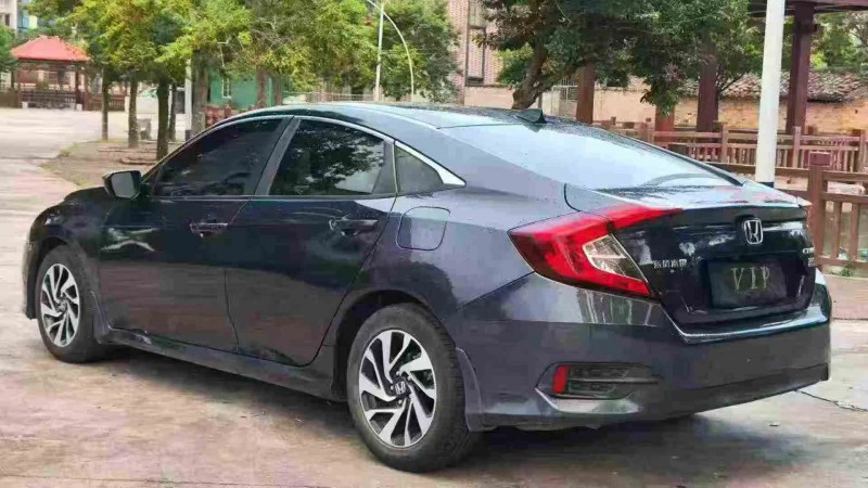 珠海18年本田思域8