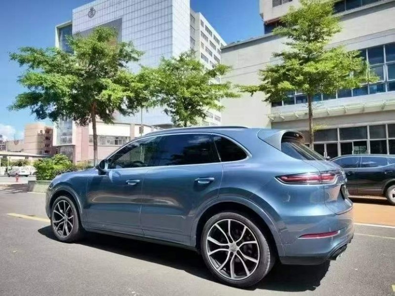 广州18年保时捷卡宴7