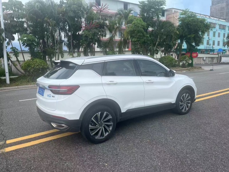 茂名19年吉利缤越8