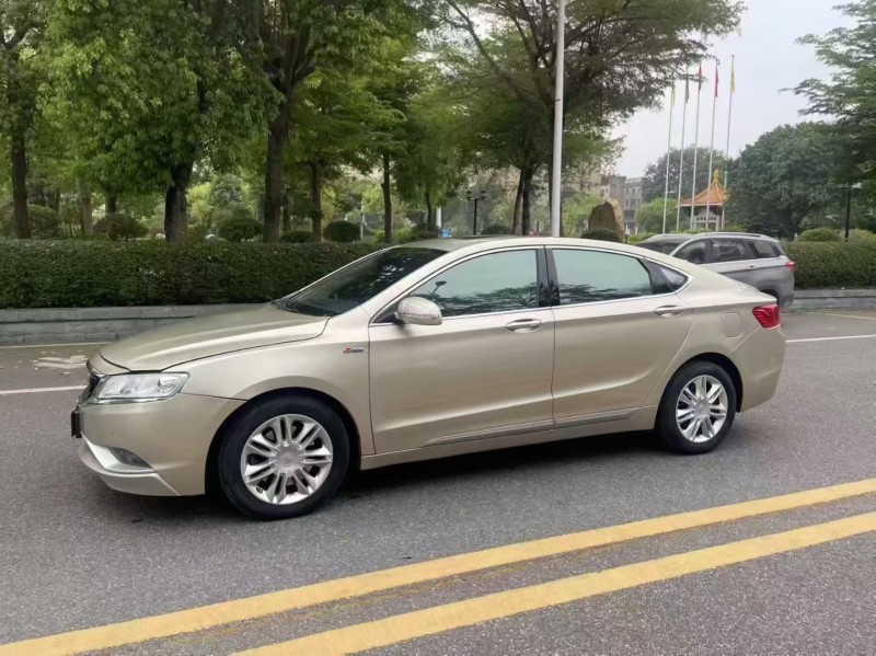 茂名17年吉利博瑞3