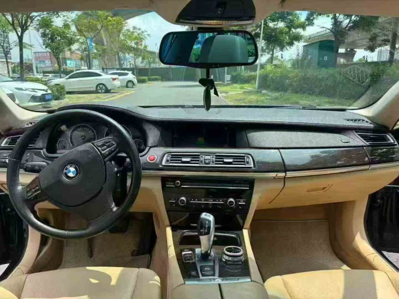 孝感12年宝马7系6