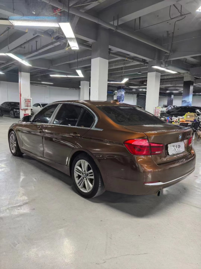 曲靖16年宝马3系8