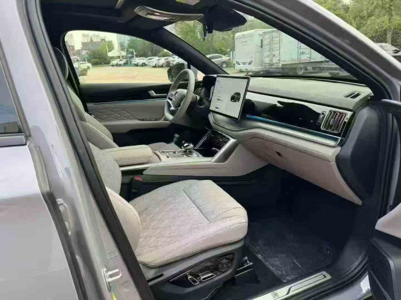 宜昌25年比亚迪唐2