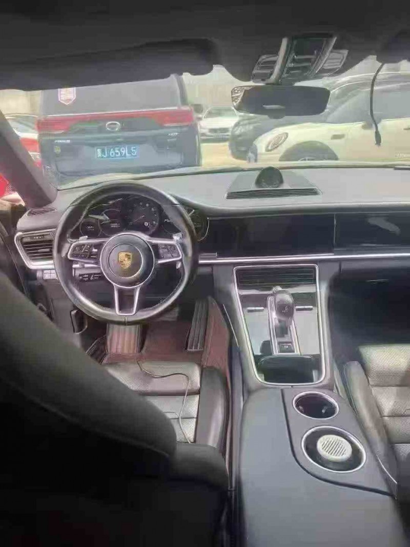 衡阳17年保时捷帕拉梅拉5