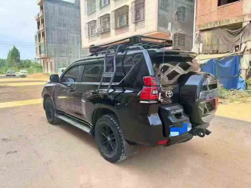 梧州12年丰田普拉多8