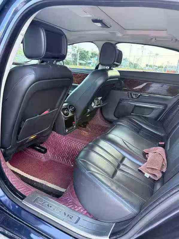 江门15年捷豹XJL7