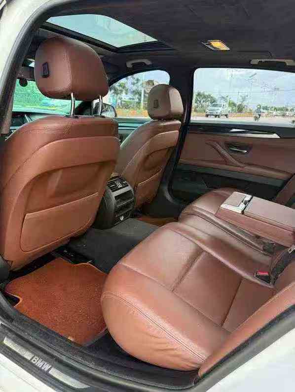 珠海16年宝马5系8