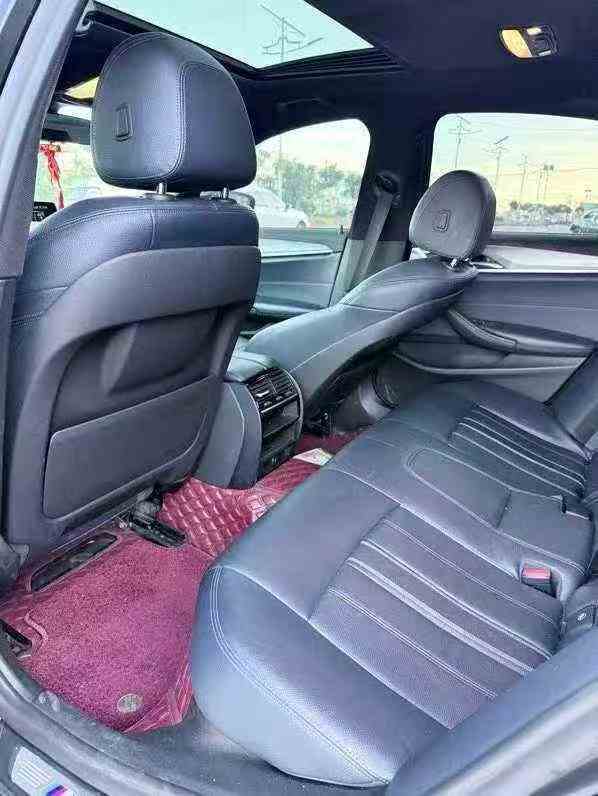 珠海18年宝马5系8